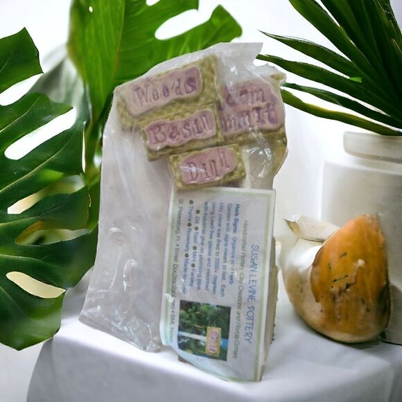 NWT Herb Plant Markers Stakes Garden Basil Dill Weeds Susan Levine Pottery NIP. - Picture 11 of 13